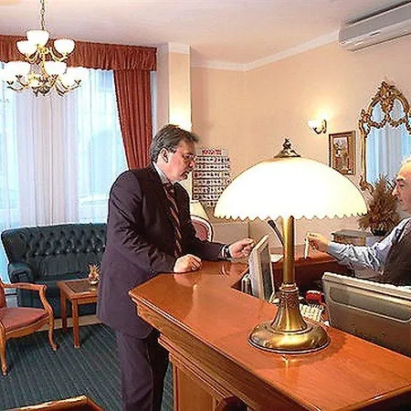 Szálloda Burg 3*