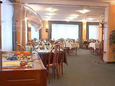 Burg Hotell