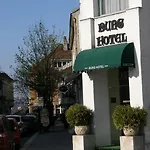 Burg 3*