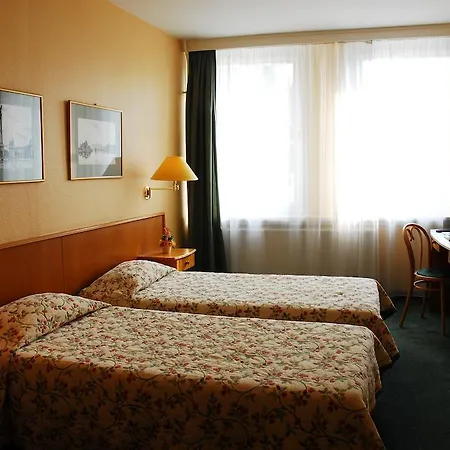 Hotel Burg 3*