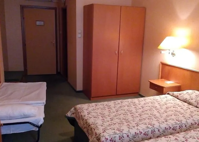 Hotel Burg 3*