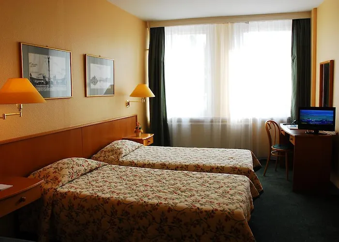 Hotel Burg 3*